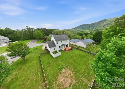 16 Trappers Run Drive Asheville NC 28805