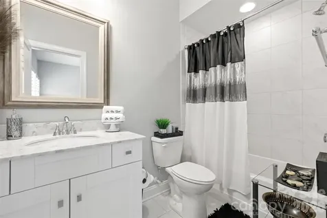 8703 Deakin Court Waxhaw NC 28173