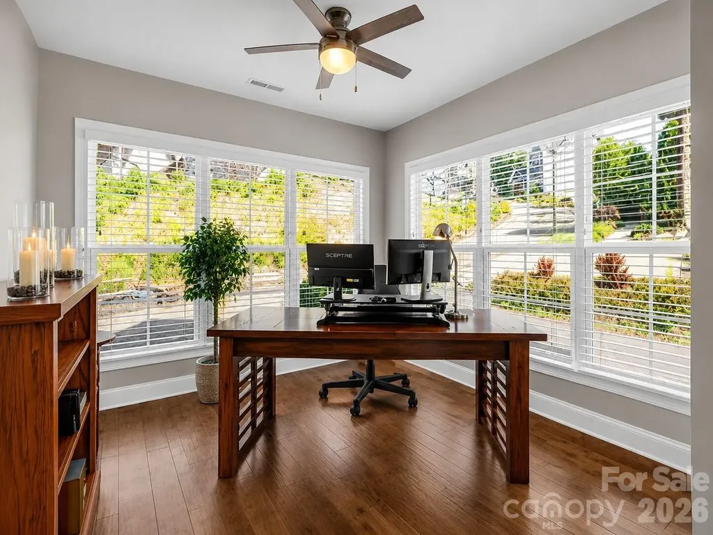 66 Tudor Way Black Mountain NC 28711