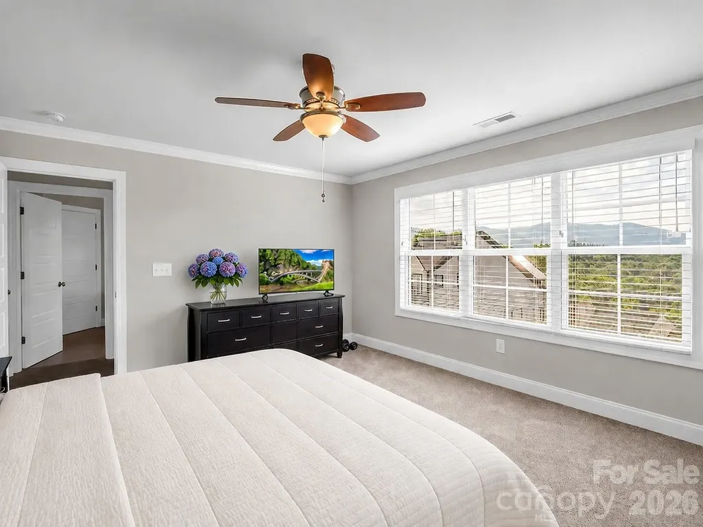 66 Tudor Way Black Mountain NC 28711