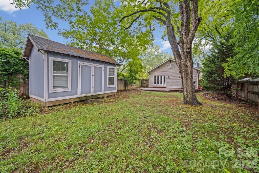 320 Westwood Avenue Charlotte NC 28203