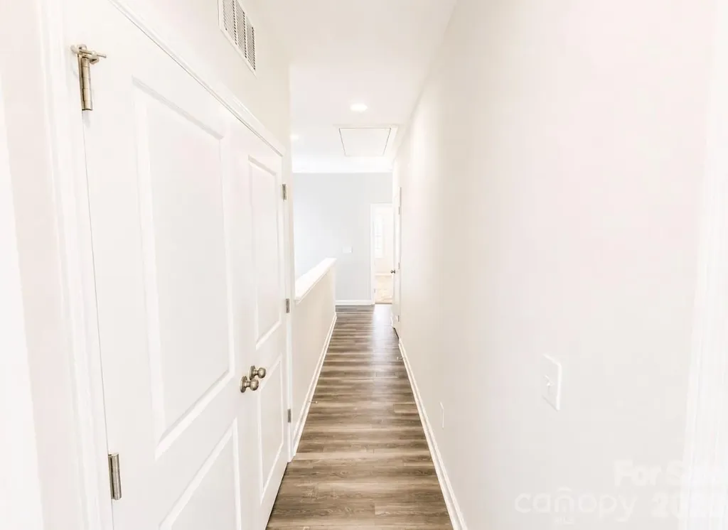 5828 Salamander Run Lane Charlotte NC 28215