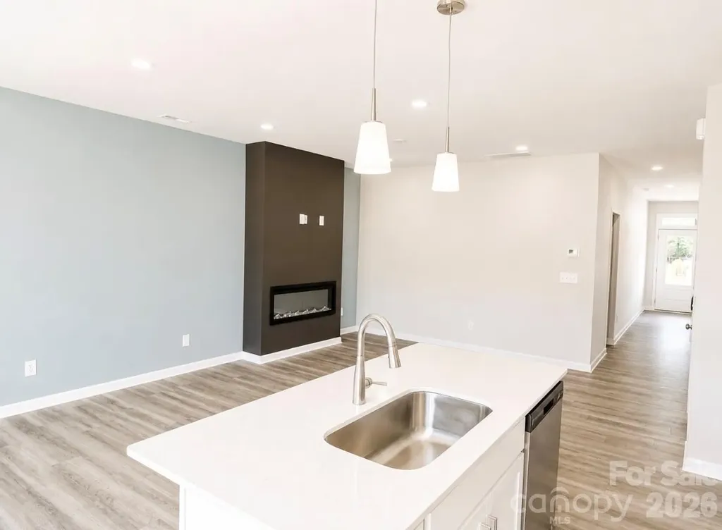 5828 Salamander Run Lane Charlotte NC 28215