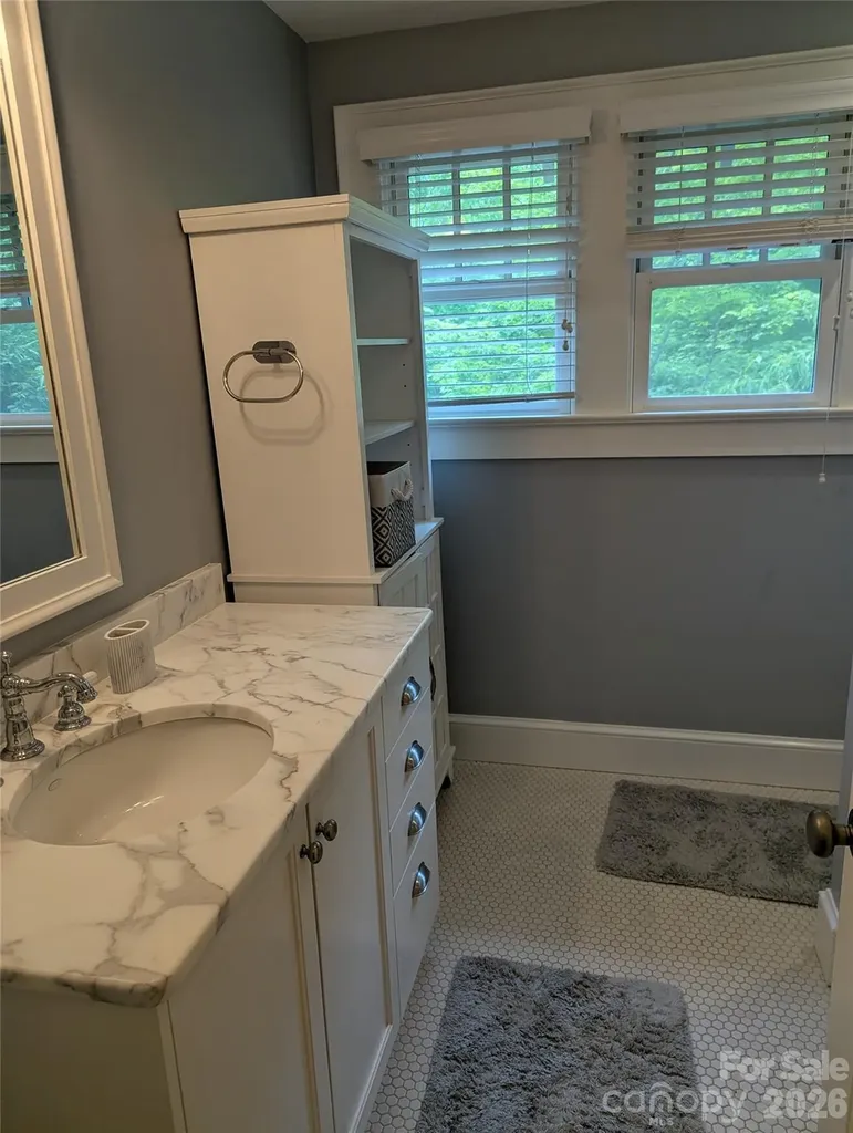 47 Cheshire Drive Black Mountain NC 28711