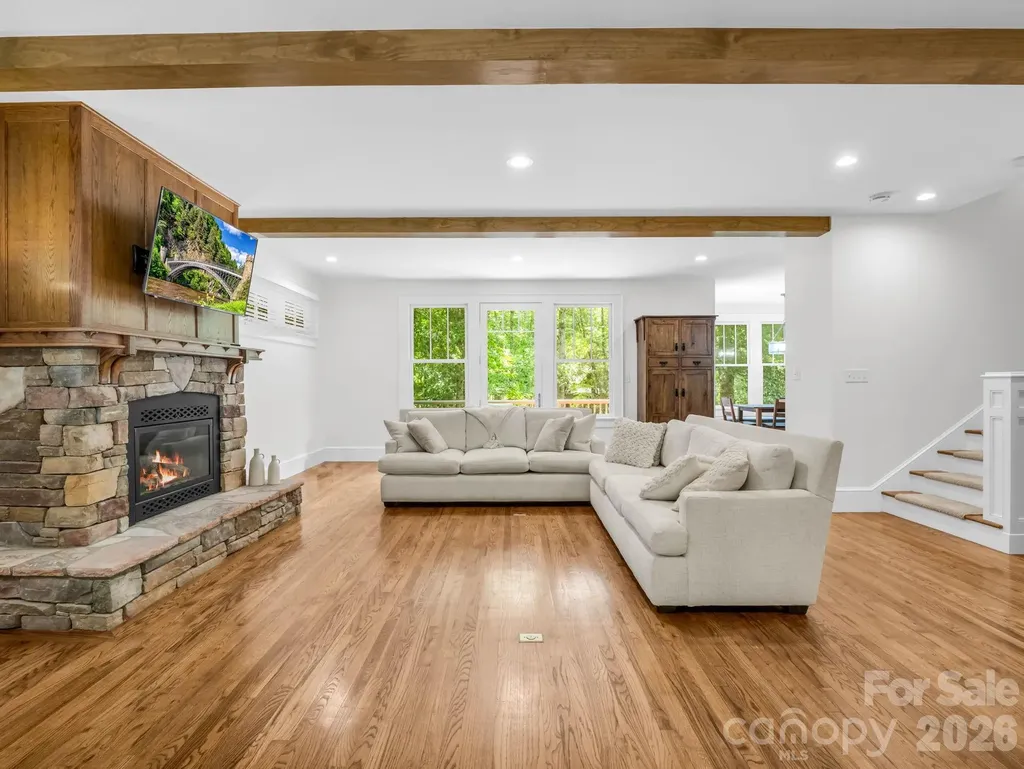 47 Cheshire Drive Black Mountain NC 28711