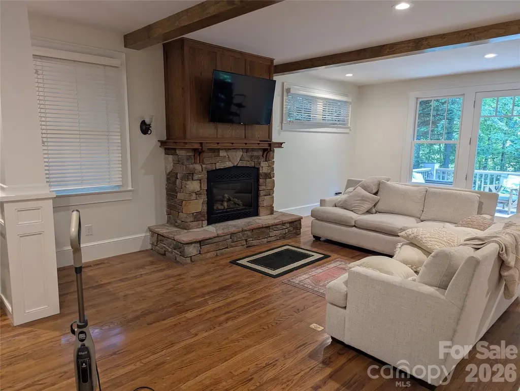 47 Cheshire Drive Black Mountain NC 28711