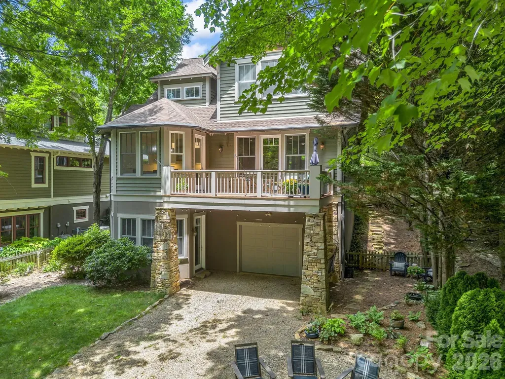 47 Cheshire Drive Black Mountain NC 28711
