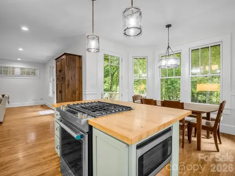 47 Cheshire Drive Black Mountain NC 28711