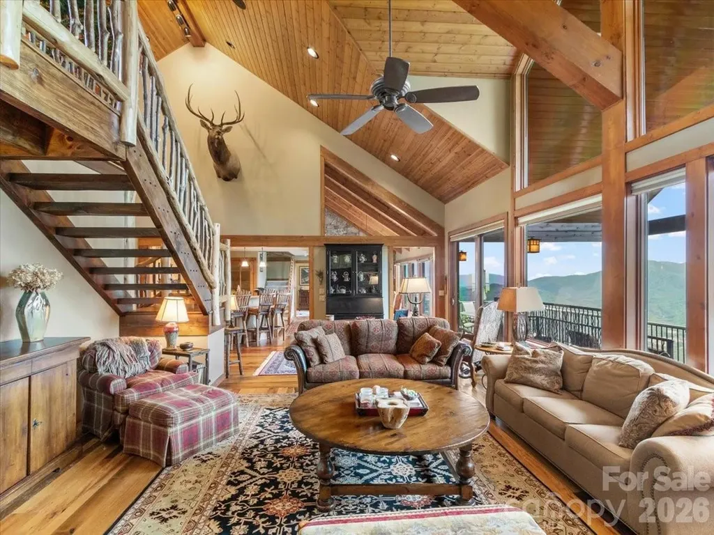 373 Rhododendron Lane Burnsville NC 28714