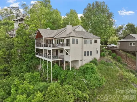 373 Rhododendron Lane Burnsville NC 28714