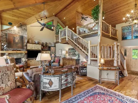 373 Rhododendron Lane Burnsville NC 28714
