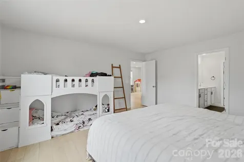 2404 Trollinger Drive Catawba NC 28609