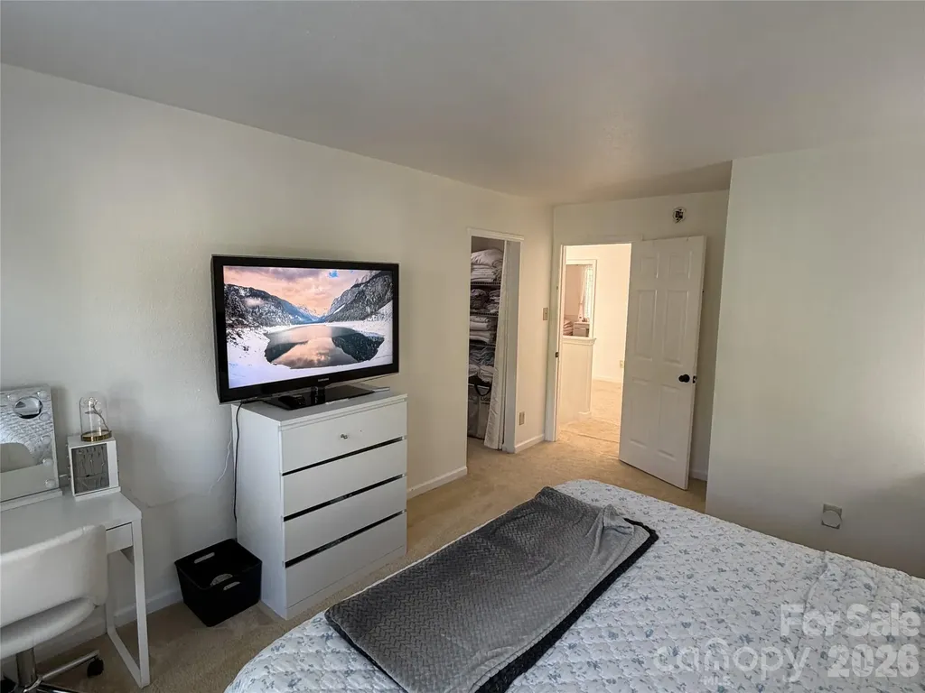 6445 Matlea Court Charlotte NC 28215