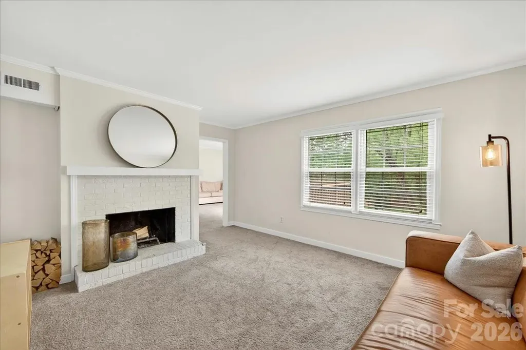 6724 Constitution Lane Charlotte NC 28210