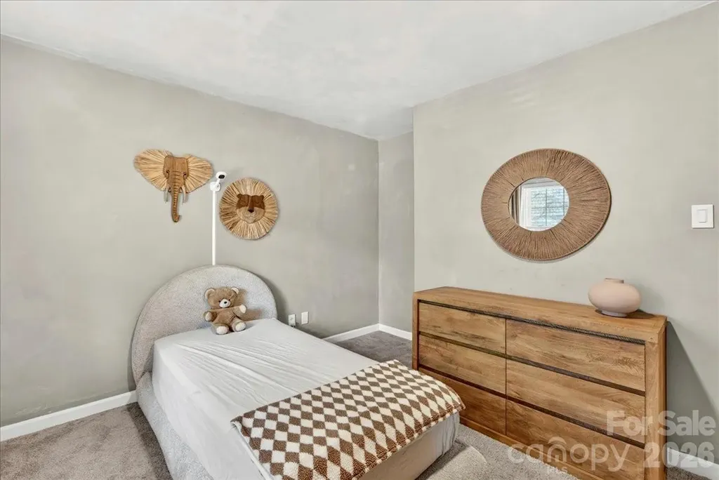 6724 Constitution Lane Charlotte NC 28210