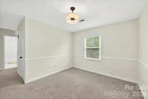 6724 Constitution Lane Charlotte NC 28210