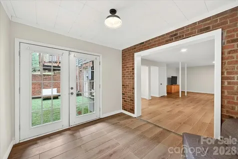 6724 Constitution Lane Charlotte NC 28210