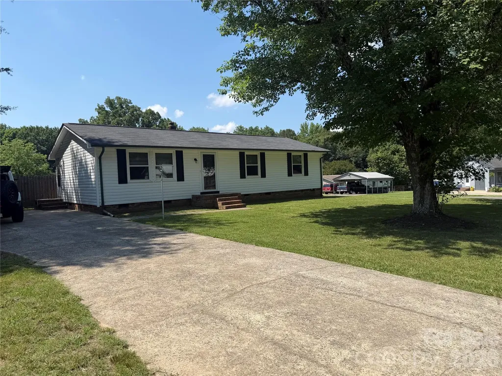 617 Oakwood Lane Gastonia NC 28056