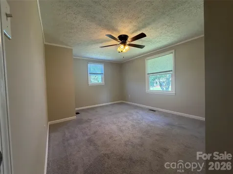 617 Oakwood Lane Gastonia NC 28056