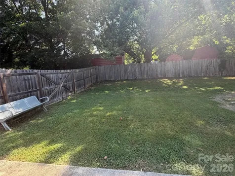 617 Oakwood Lane Gastonia NC 28056