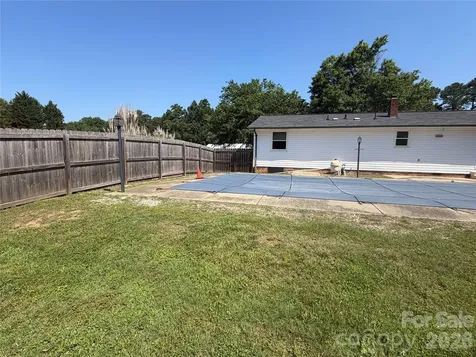 617 Oakwood Lane Gastonia NC 28056