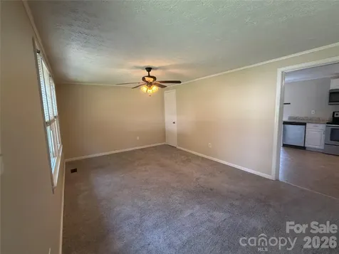 617 Oakwood Lane Gastonia NC 28056