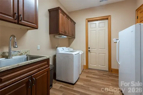 145 Glen Trillium Drive Fletcher NC 28732