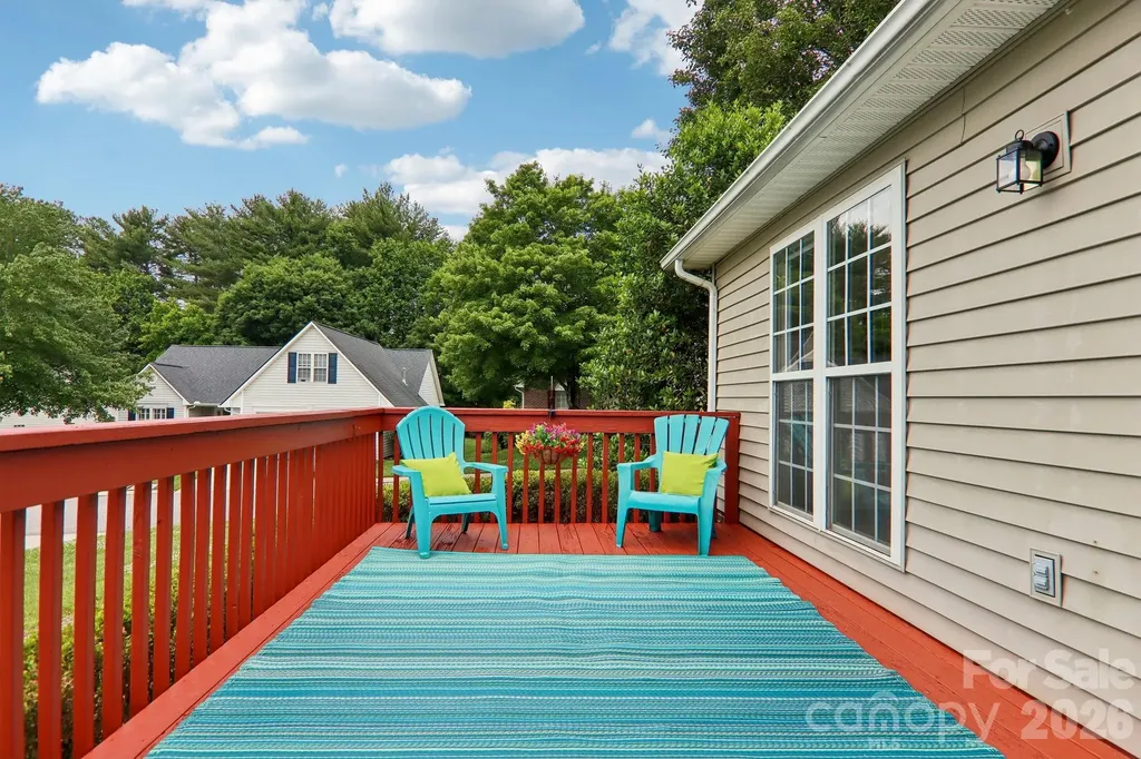 12 Wineberry Court Fletcher NC 28732
