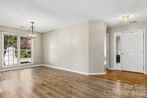 12 Wineberry Court Fletcher NC 28732