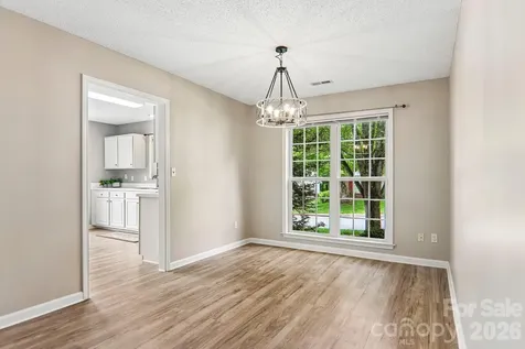 12 Wineberry Court Fletcher NC 28732