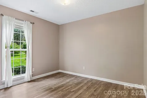 12 Wineberry Court Fletcher NC 28732