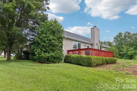 12 Wineberry Court Fletcher NC 28732