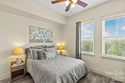 4620 Piedmont Row Drive Charlotte NC 28210