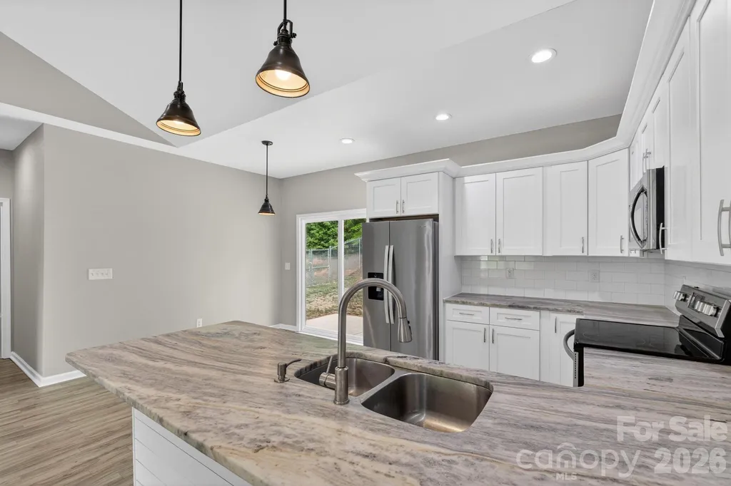2119 South Road Morganton NC 28655