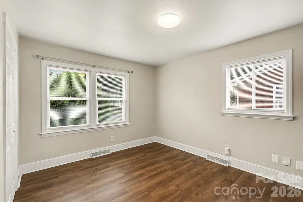 3430 Meredith Avenue Charlotte NC 28208