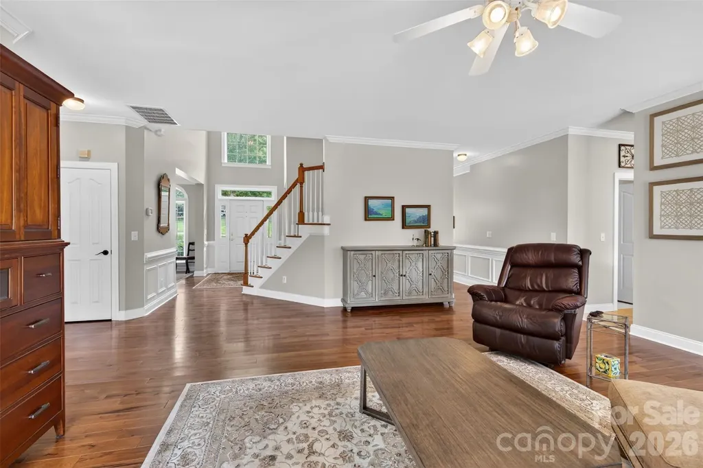 1900 Crestgate Drive Waxhaw NC 28173
