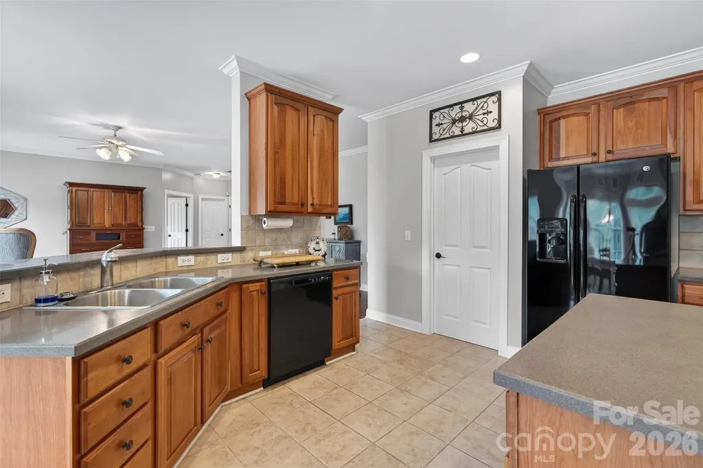 1900 Crestgate Drive Waxhaw NC 28173