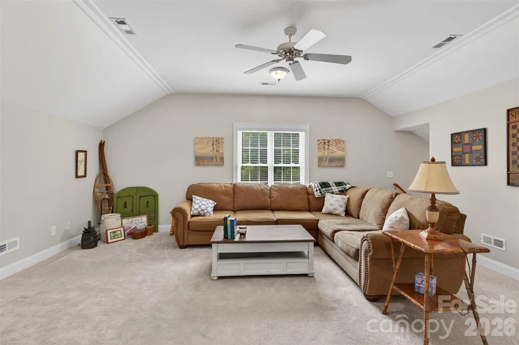1900 Crestgate Drive Waxhaw NC 28173