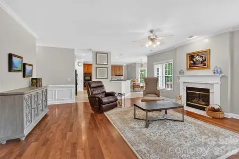 1900 Crestgate Drive Waxhaw NC 28173