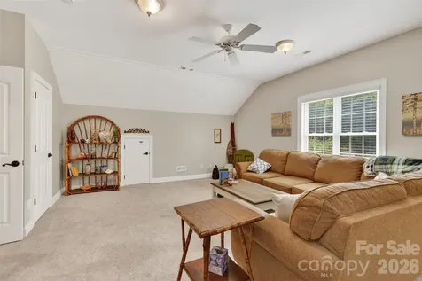 1900 Crestgate Drive Waxhaw NC 28173