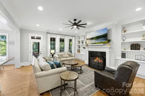 208 Tinkham Trail Cramerton NC 28032