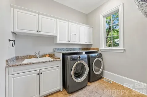 208 Tinkham Trail Cramerton NC 28032
