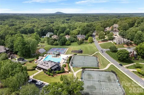 208 Tinkham Trail Cramerton NC 28032