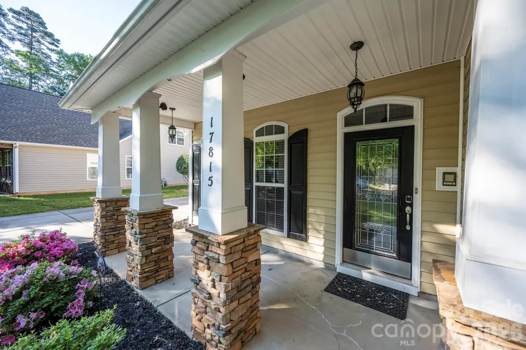 17815 Steel Horse Road Cornelius NC 28031