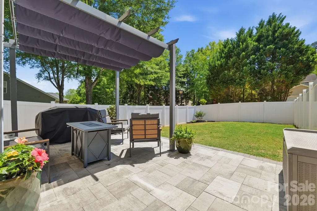 6122 Colonial Garden Drive Huntersville NC 28078