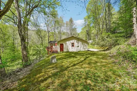 66 Pinto Trail Sylva NC 28779