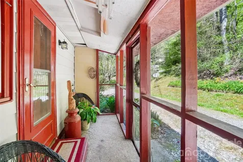 66 Pinto Trail Sylva NC 28779