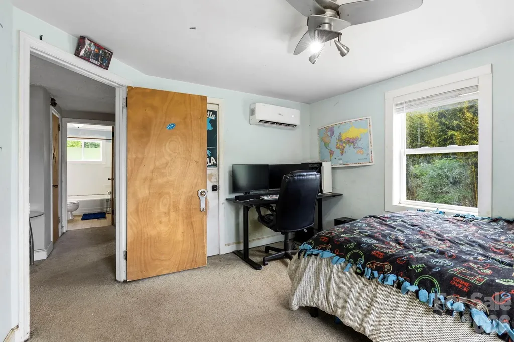 4 Mountain View Road Asheville NC 28805