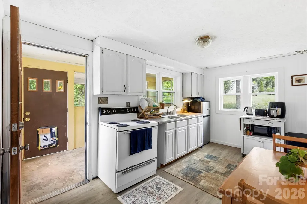 4 Mountain View Road Asheville NC 28805