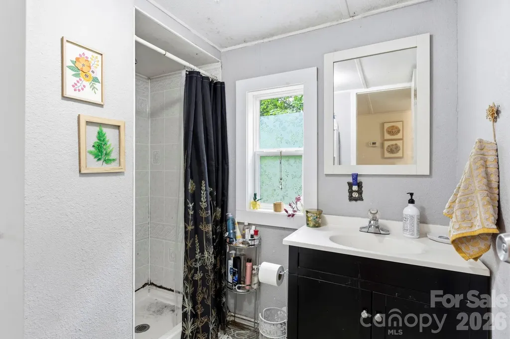 4 Mountain View Road Asheville NC 28805